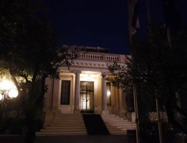 Κυβερνητικός αξιωματούχος: «Όσο πλησιάζουμε στο τέλος των μνημονίων η πλειοψηφία της κυβέρνησης θα αυξάνεται»